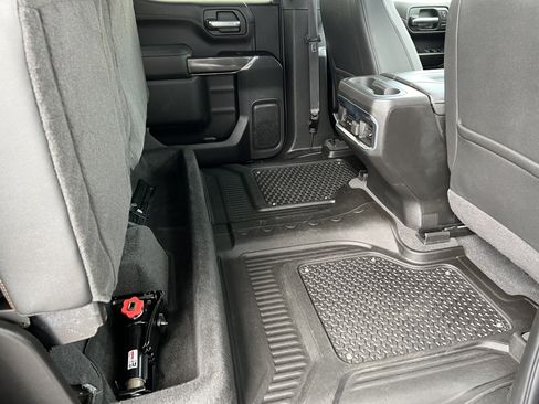 Used 2022 GMC Sierra 1500 AT4 w/ AT4 Carbonpro Edition image 21