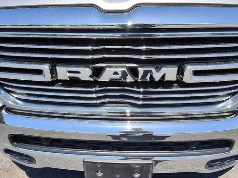 Used 2023 RAM 1500 Laramie AWD/4WD image 11