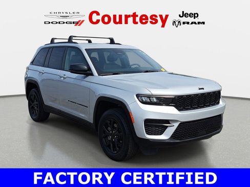 Certified 2024 Jeep Grand Cherokee Altitude AWD/4WD image 1
