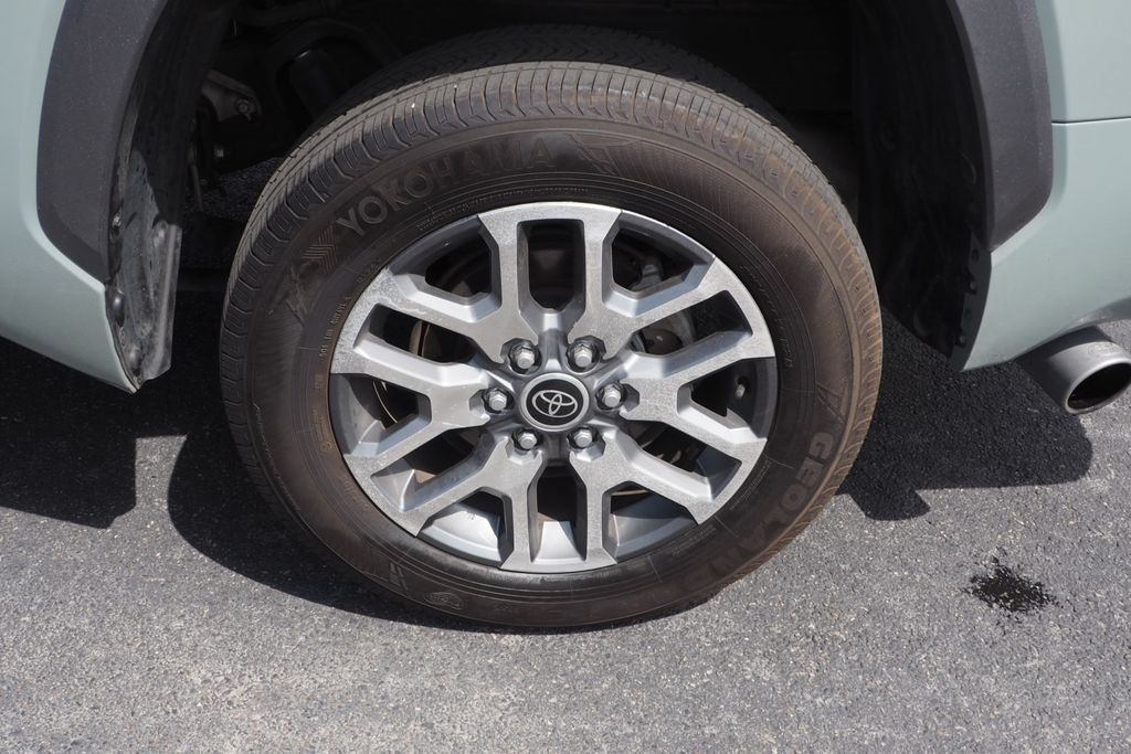 Used 2024 Toyota Tundra 1794 Edition AWD/4WD image 9