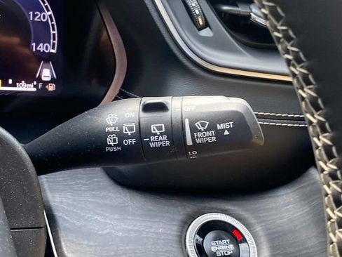 Used 2024 Jeep Grand Cherokee Limited AWD/4WD image 23