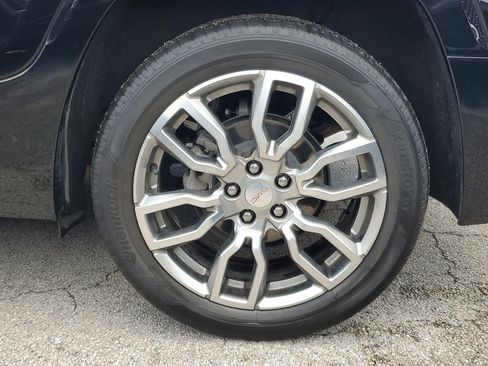Used 2022 GMC Terrain Denali w/ LPO, Floor Liner Package AWD/4WD image 5