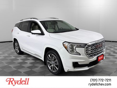 Used 2023 GMC Terrain Denali AWD/4WD image 7