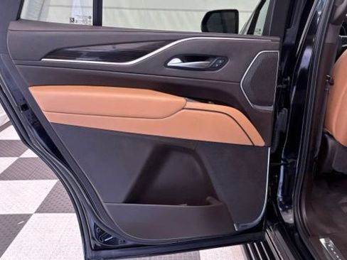 Used 2023 Cadillac Escalade Sport w/ LPO, ONYX Package AWD/4WD image 22
