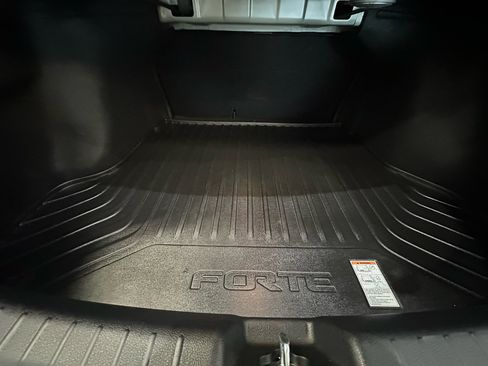 Used 2023 Kia Forte GT-Line w/ GT-Line Premium Package image 19