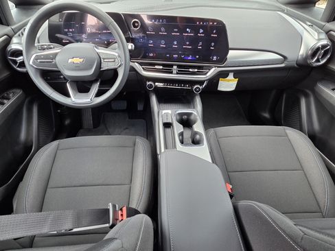 New 2026 Chevrolet Equinox EV LT FWD image 7