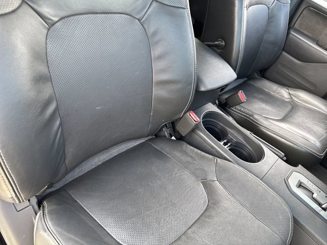 Used 2020 Nissan Frontier PRO-4X w/ Pro-4x Utility Package AWD/4WD image 26