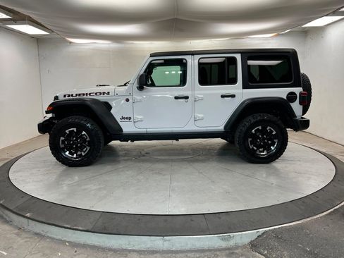 Used 2025 Jeep Wrangler Rubicon image 2