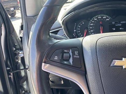 Used 2020 Chevrolet Trax LT w/ Driver Confidence Package FWD image 24