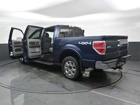 Used 2014 Ford F150 Lariat w/ Lariat Chrome Package image 49