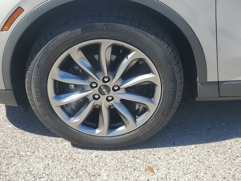 Used 2020 Lincoln Corsair FWD image 11