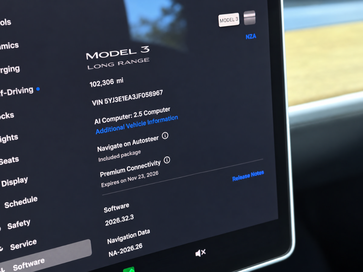 Used 2018 Tesla Model 3 Long Range RWD image 20
