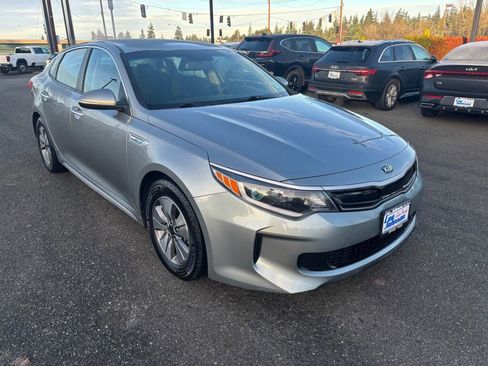 Used 2018 Kia Optima Premium image 3