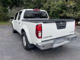 Used 2014 Nissan Frontier SV w/ SV Value Truck Package image 5