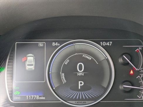 Used 2025 Lexus ES 300h w/ Technology Package FWD image 4
