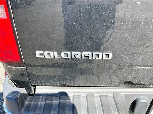 Used 2017 Chevrolet Colorado W/T RWD image 7