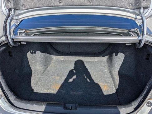 Used 2018 Honda Accord Sport image 29