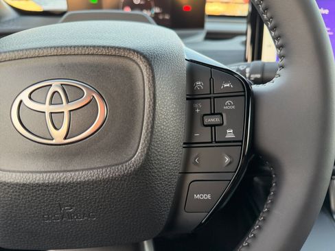 New 2026 Toyota C-HR AWD/4WD image 18