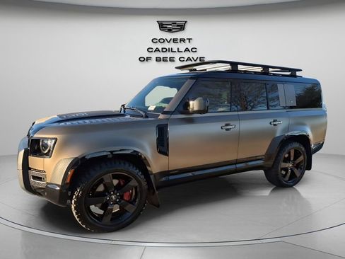 Used 2024 Land Rover Defender 130 X image 4