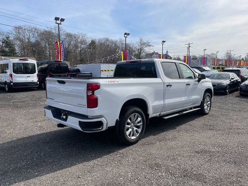 Used 2023 Chevrolet Silverado 1500 Custom image 5
