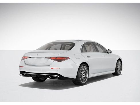 New 2025 Mercedes-Benz S 580 4MATIC Sedan image 22