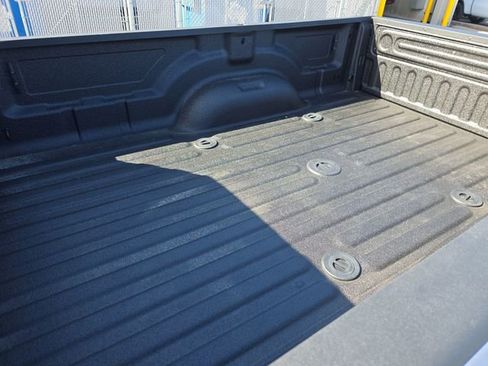 Used 2024 RAM 3500 Tradesman w/ Chrome Appearance Group AWD/4WD image 22