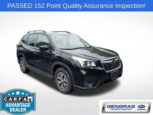 Used 2020 Subaru Forester Premium AWD/4WD image 1