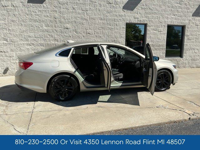 Used 2016 Chevrolet Malibu LT FWD image 13