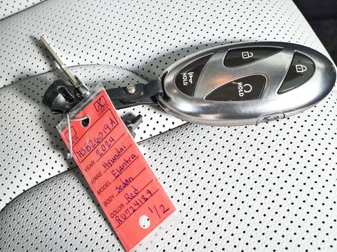 Used 2024 Hyundai Elantra Limited FWD image 39