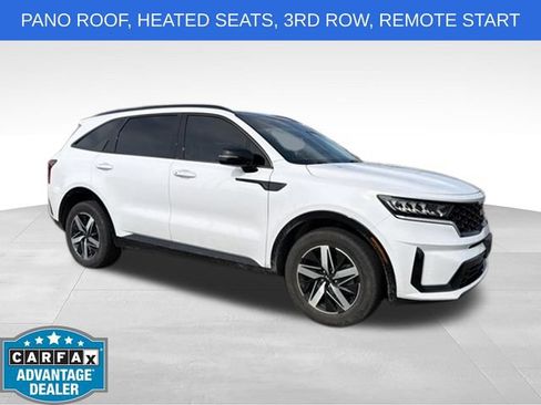 Used 2022 Kia Sorento S w/ Panoramic Sunroof Package FWD image 2