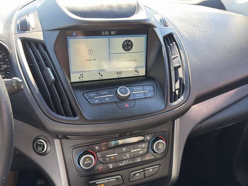 Used 2019 Ford Escape SEL FWD image 15