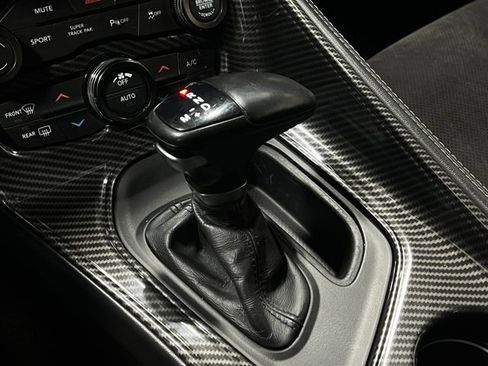 Used 2019 Dodge Challenger R/T w/ Plus Package image 31