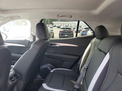 New 2026 Buick Envision Sport Touring image 8