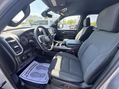 Used 2022 RAM 1500 Big Horn AWD/4WD image 7