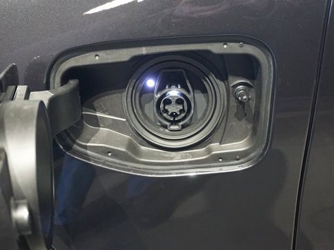 New 2026 BMW M5 Touring image 9