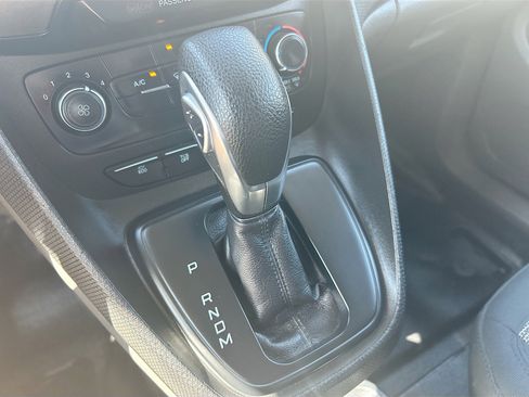 Used 2019 Ford Transit Connect XL image 15