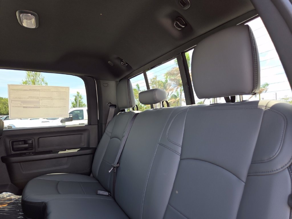 New 2026 RAM 3500 Tradesman AWD/4WD image 21