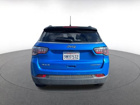 Used 2025 Jeep Compass Limited image 6