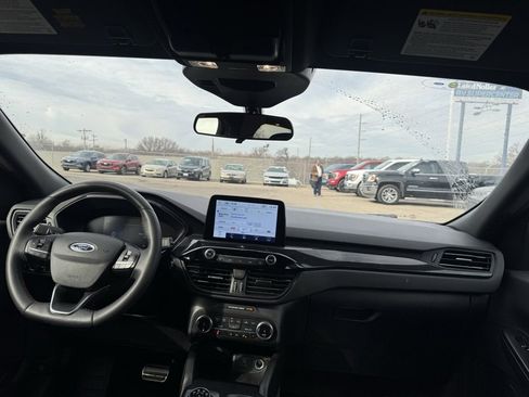 Used 2023 Ford Escape ST-Line w/ Equipment Group 301A image 10