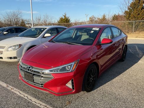 Used 2019 Hyundai Elantra SE image 4