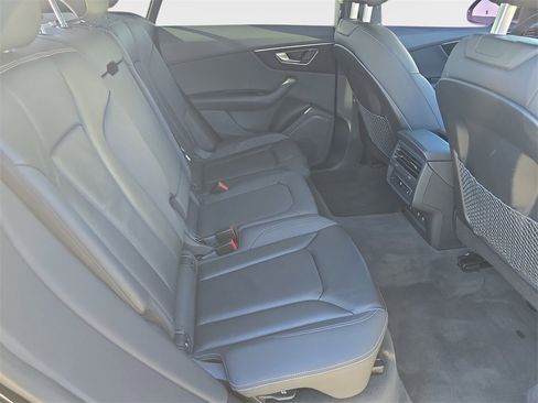 Used 2019 Audi Q8 Premium w/ Convenience Package image 13