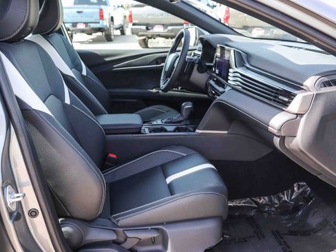 Used 2026 Toyota Camry SE w/ Convenience Package FWD image 17
