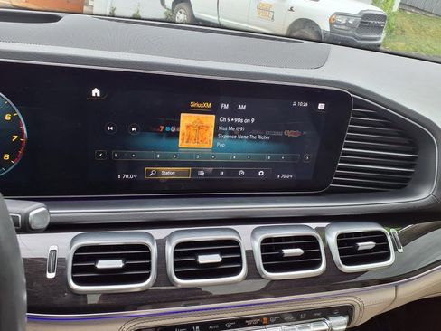 Used 2020 Mercedes-Benz GLE 450 4MATIC image 23