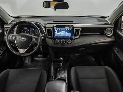Used 2018 Toyota RAV4 LE w/ All Weather Liner Package AWD/4WD image 15