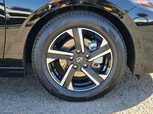 Used 2024 Nissan Sentra SV image 8