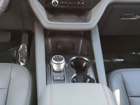 New 2026 Ford Explorer Active w/ Active Comfort Package RWD image 19