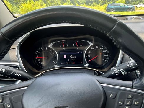 Used 2019 Chevrolet Equinox LT FWD image 13