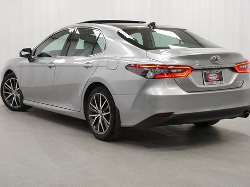 Used 2023 Toyota Camry XLE image 15