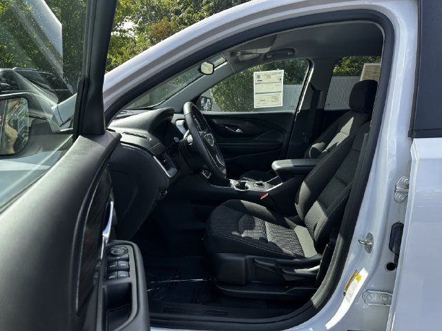 Used 2024 GMC Terrain SLE FWD image 19