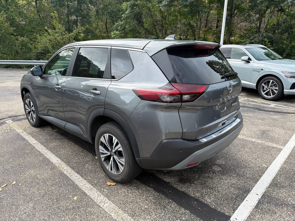 Used 2023 Nissan Rogue SV AWD/4WD image 10